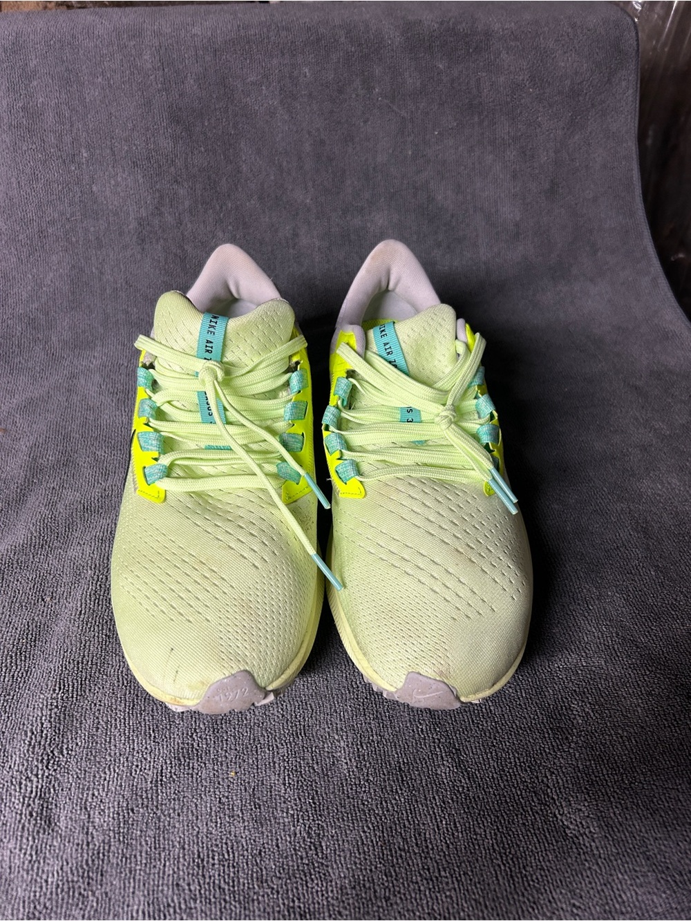 Nike Air Zoom Pegasus 38 Women’s Size 10 Volt Lime Running Shoes - Picture 4 of 12